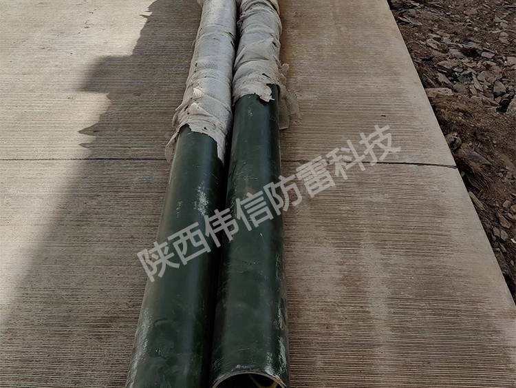24米獨立雷達(dá)站玻璃鋼避雷針，抗干擾防側(cè)閃絕緣玻璃鋼避雷針產(chǎn)品展示四
